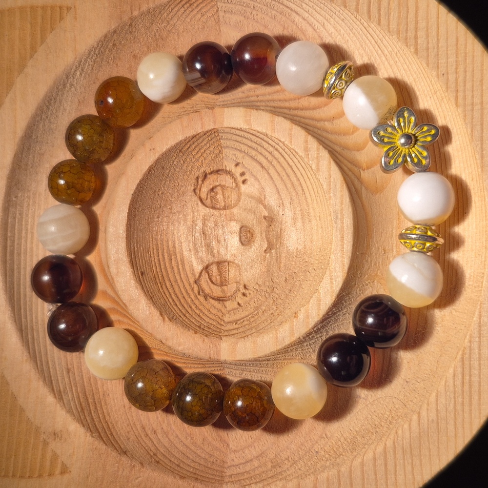 Honey calcite, tea dragon agate and Botswana agate